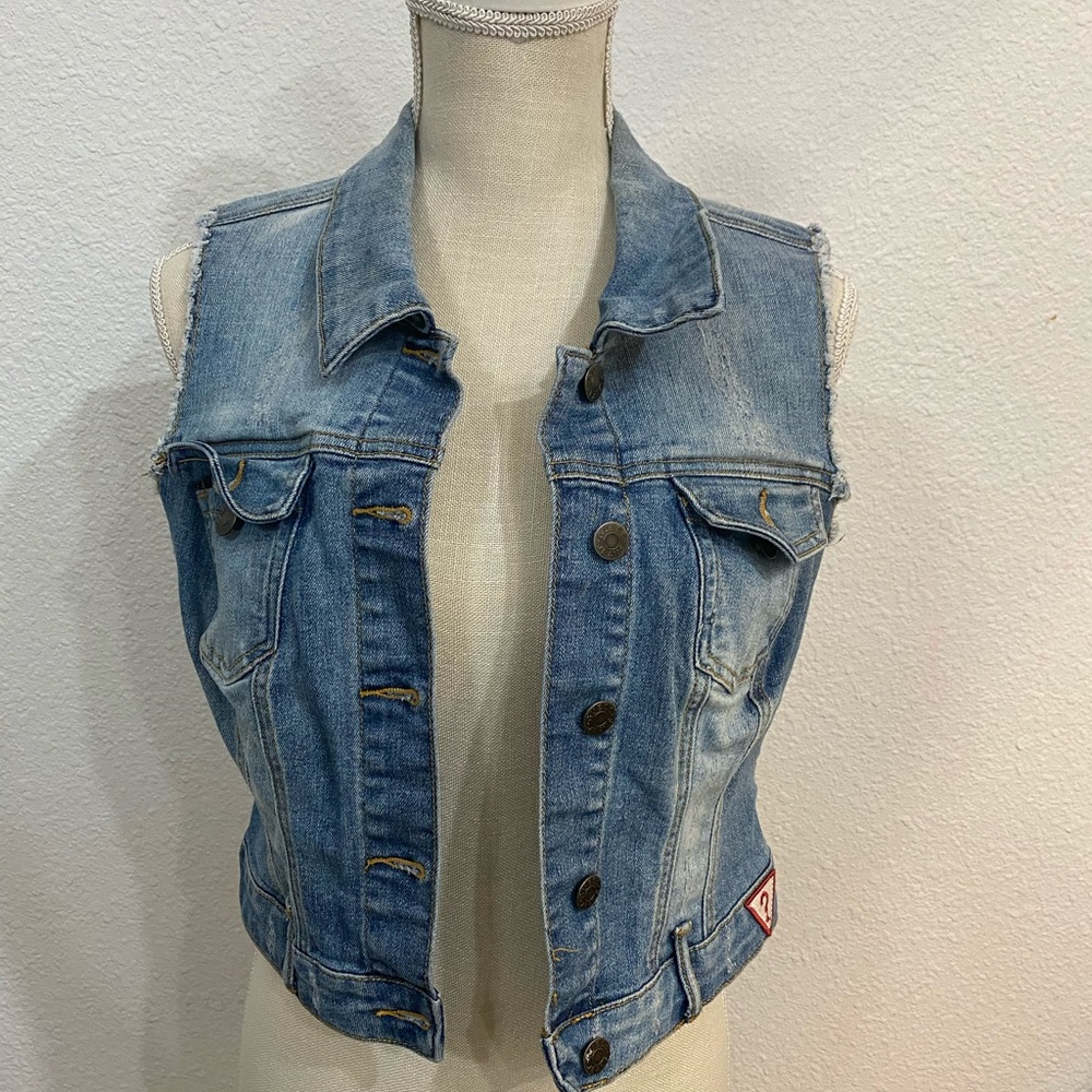 Guess vest